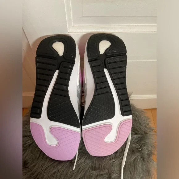 ADIDAS RUNNERS - Picture 7 of 11